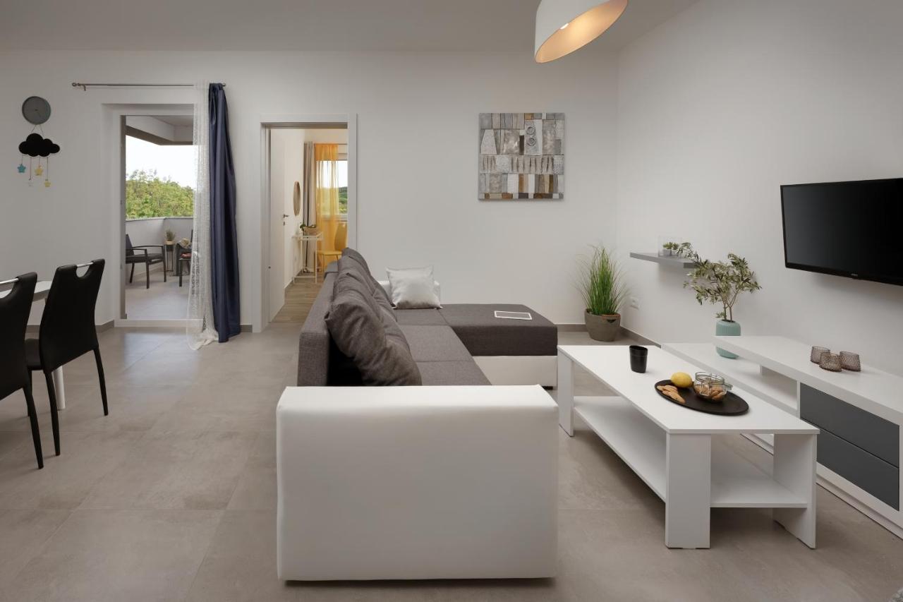 Aurora Apartamento Ližnjan Exterior foto