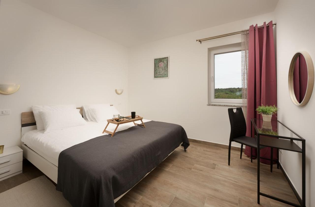Aurora Apartamento Ližnjan Exterior foto