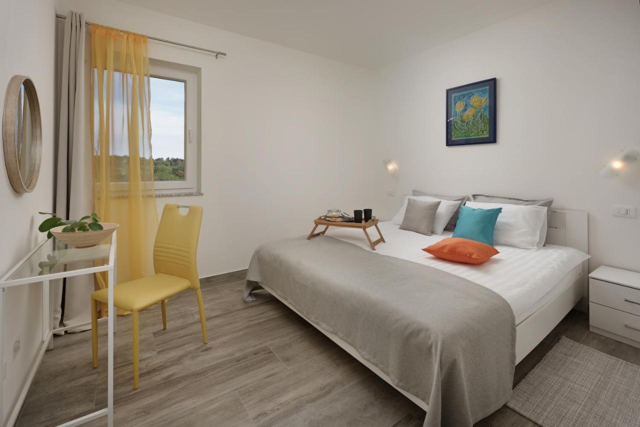 Aurora Apartamento Ližnjan Exterior foto